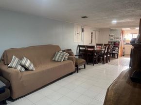 952 Thompson Drive, Bay Shore NY 11706