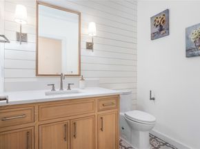 9 Walker Court, East Quogue NY 11942