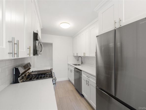 18-35 Corporal Kennedy Street 5C, Bayside NY 11360