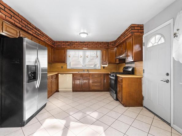 521 Locust Street, Mount Vernon NY 10552