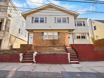 521 Locust Street