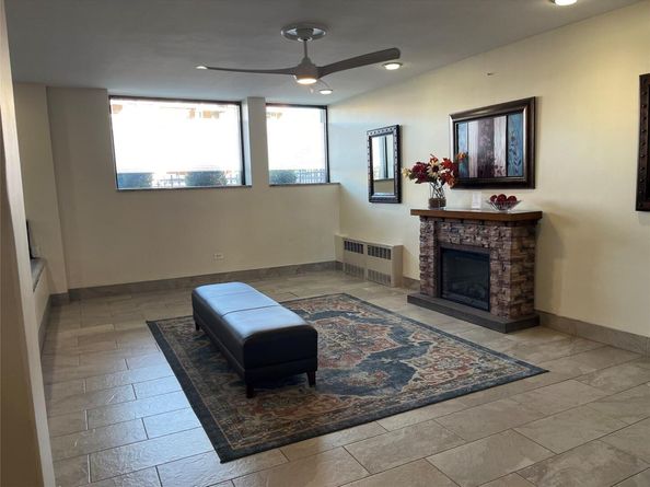 2121 SHORE Parkway 3R, Brooklyn NY 11214