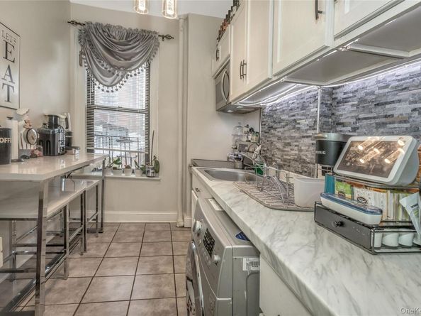 1383 Plimpton Avenue 5B, Bronx NY 10452