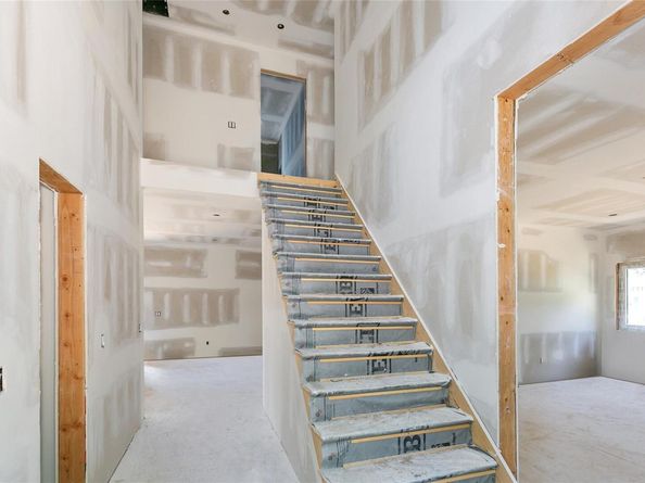 825 Weber Avenue, West Babylon NY 11704