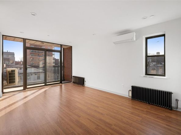 3031 brighton 5th Street 5A, Brooklyn NY 11235