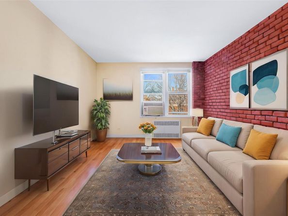 143-25 84th Drive 4F, Briarwood NY 11435