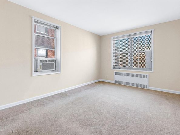 143-25 84th Drive 4F, Briarwood NY 11435