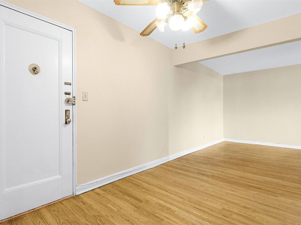143-25 84th Drive 4F, Briarwood NY 11435