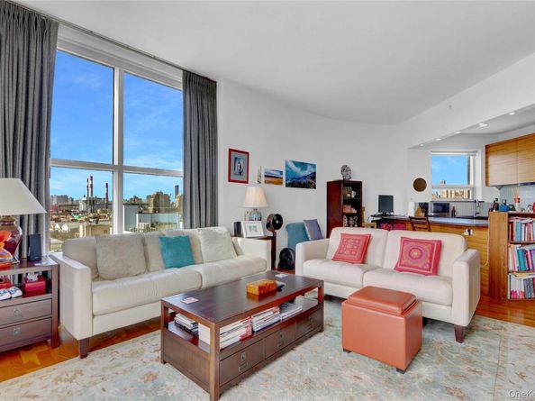 11-24 31st Avenue 10E, Long Island City NY 11106