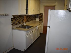 730 E 232nd Street 3G, Bronx NY 10466