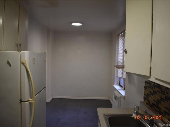 730 E 232nd Street 3G, Bronx NY 10466