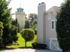 48 Pembroke Drive, Glen Cove NY 11542