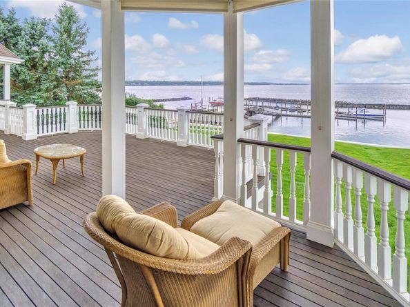 48 Pembroke Drive, Glen Cove NY 11542
