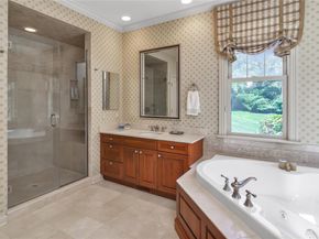 48 Pembroke Drive, Glen Cove NY 11542