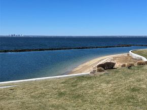 48 Pembroke Drive, Glen Cove NY 11542