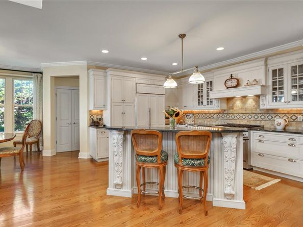 48 Pembroke Drive, Glen Cove NY 11542