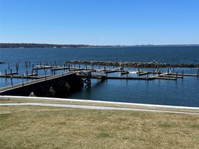 48 Pembroke Drive, Glen Cove NY 11542