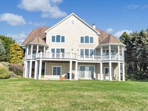 48 Pembroke Drive, Glen Cove NY 11542
