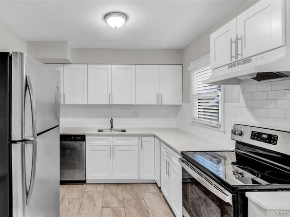 787 Stewart Avenue, Bethpage NY 11714