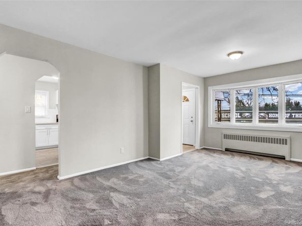 787 Stewart Avenue, Bethpage NY 11714