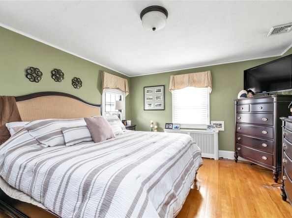 45 Henry Street, Merrick NY 11566