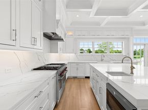 44 Club Lane, Remsenburg NY 11960