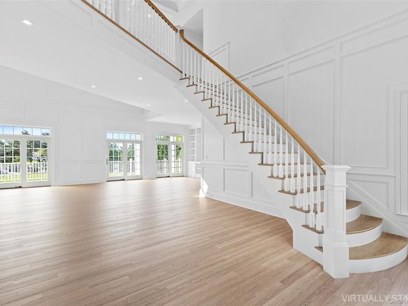 44 Club Lane, Remsenburg NY 11960