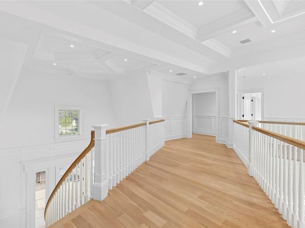 44 Club Lane, Remsenburg NY 11960