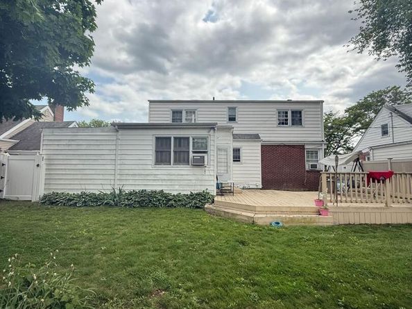 61 gateway rockville center, Rockville Centre NY 11570