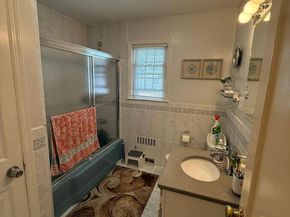 61 gateway rockville center, Rockville Centre NY 11570