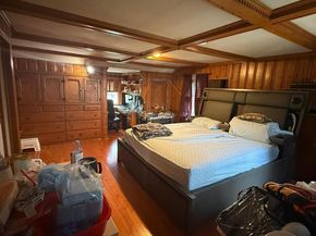 61 gateway rockville center, Rockville Centre NY 11570