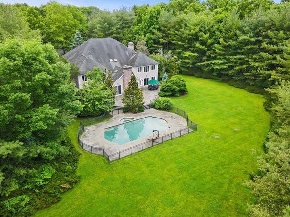 9 Lincoln Woods, Purchase NY 10577