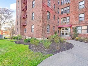 25-11 Union Street 2/A, Flushing NY 11354