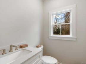 9 Fanning Avenue, Hampton Bays NY 11946