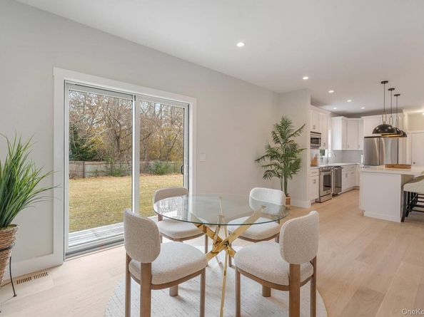 9 Fanning Avenue, Hampton Bays NY 11946