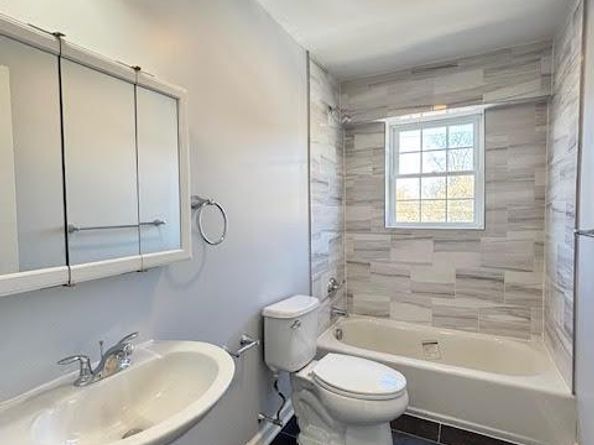 903 Hicksville Road, Far Rockaway NY 11691