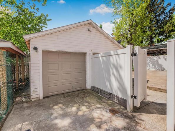 1904 Lacombe Avenue, Bronx NY 10473