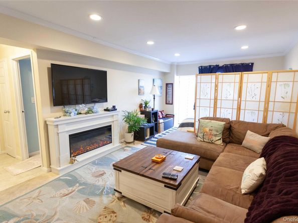 55 Monroe Boulevard 5R, Long Beach NY 11561