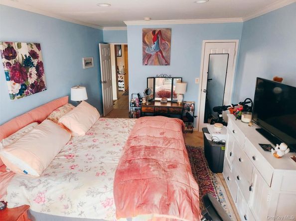 55 Monroe Boulevard 5R, Long Beach NY 11561