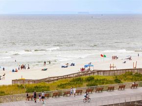 55 Monroe Boulevard 5R, Long Beach NY 11561