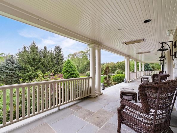 7 Ridgeview Circle, Armonk NY 10504