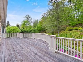 7 Ridgeview Circle, Armonk NY 10504