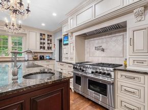 7 Ridgeview Circle, Armonk NY 10504