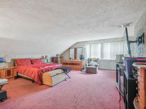 12 Grand Canyon Lane, Coram NY 11727