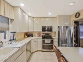 12 Grand Canyon Lane, Coram NY 11727