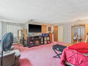 12 Grand Canyon Lane, Coram NY 11727
