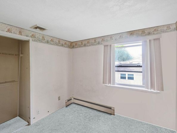 12 Grand Canyon Lane, Coram NY 11727