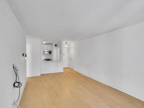 211 E 46th Street 14E, New York (Manhattan) NY 10017