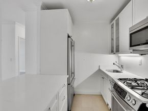 211 E 46th Street 14E, New York (Manhattan) NY 10017