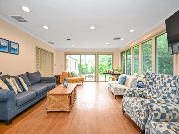 1608 Union Avenue, Hewlett NY 11557